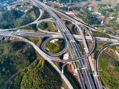 蜀道新篇 四川三條高速建成通車，川南經濟區實現“縣縣通高速”里程碑